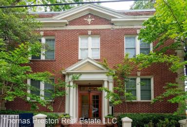 Main picture of 741 Frederica St NE