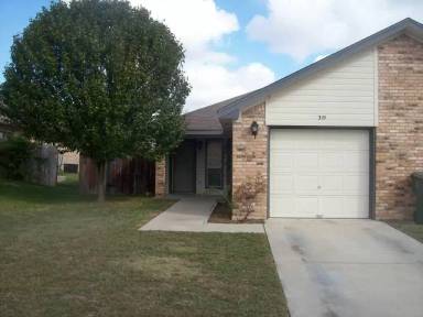 Main picture of 402 Deloris Dr