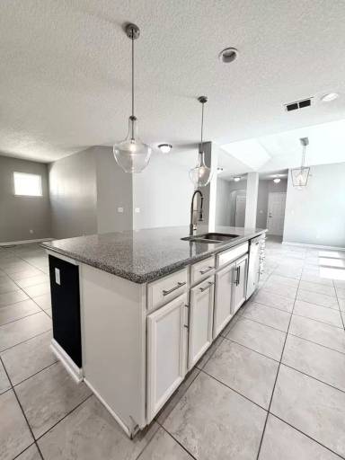 Main picture of 197 Spring Park Ave