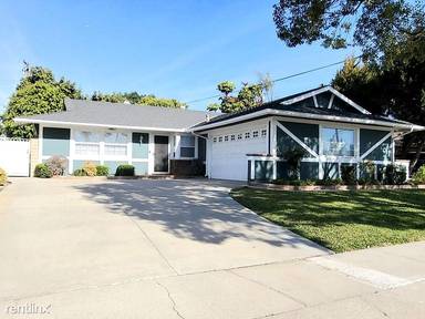Main picture of 2351 McCart Ave