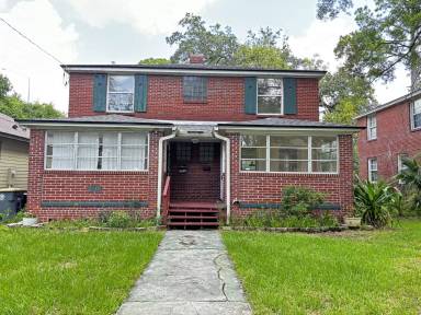 Main picture of 2945 Forbes St