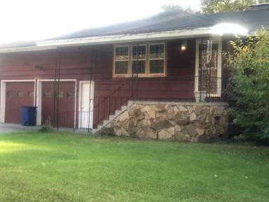 Main picture of 1739 Crosson Ave