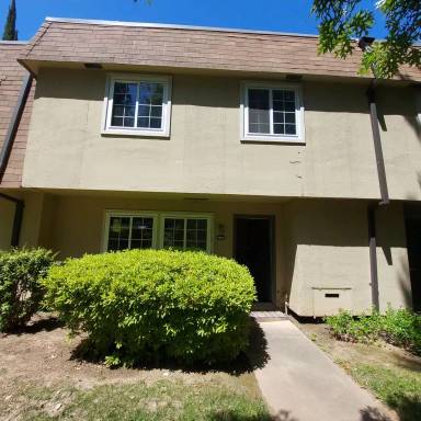 Main picture of 8883 Salmon Falls Dr