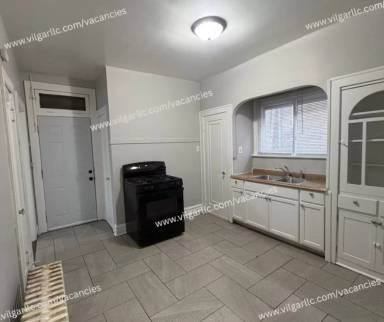 Main picture of 1305 Delaware St