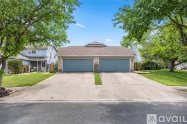 Main picture of 2621 Gwendolyn Ln