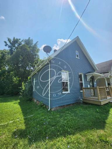 Main picture of 223 Leland Ave