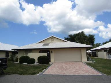 Main picture of 49 Sandstone Cir
