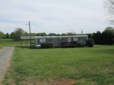 Main picture of 3487 Avery Rd