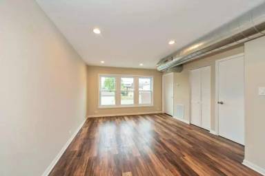 Main picture of 6739 North Ave