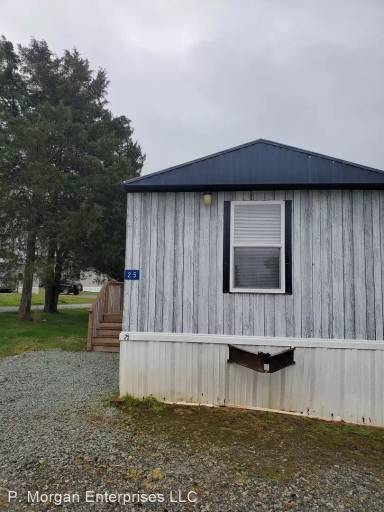 Main picture of Clover Creek Village