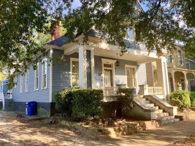 Main picture of 730 1st Ave
