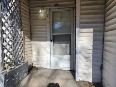 Main picture of 823 Cumberland Dr