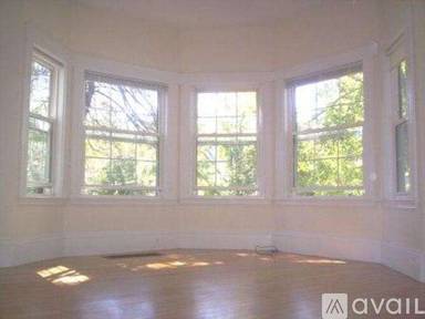 Main picture of 220 Norfolk St