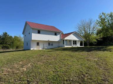 Main picture of 1885 Everett Rd