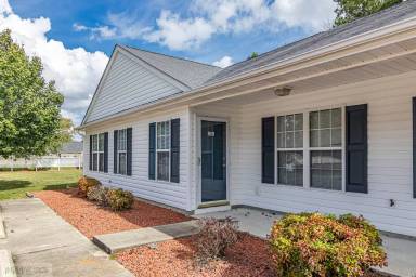 Main picture of Sheridan Forest Apartments