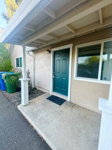 Main picture of 2719 Irwin Rd