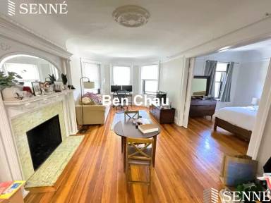 Main picture of 1039 Massachusetts Ave