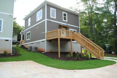 Main picture of 166 Herring St