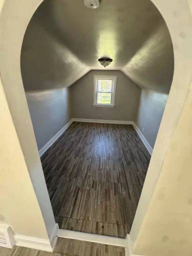 Main picture of 3419 E 52nd St