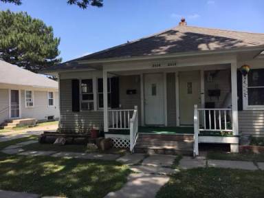 Main picture of W 1st Street - 2404
