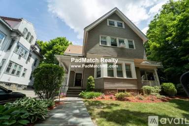 Main picture of 266 Chestnut Hill Ave