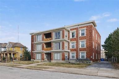Main picture of 3227 Central St