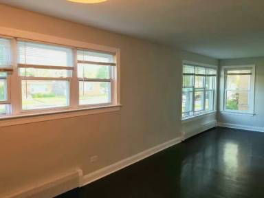 Main picture of 3446 Main St