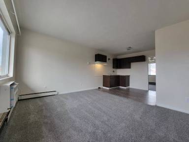 Main picture of 2547 Manchester Rd