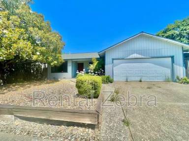 Main picture of 2421 Donna Maria Way