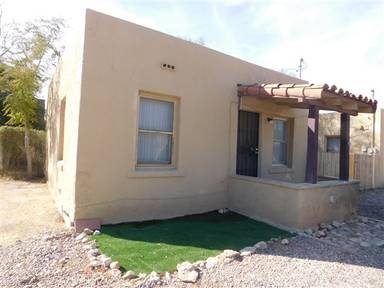 Main picture of 2632 N Stone Ave