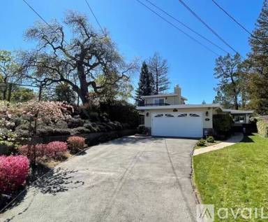 Main picture of 31 Raymond Ct