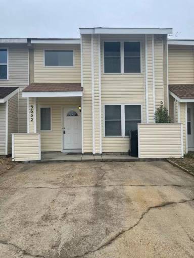 Main picture of 3632 Chimney Creek Dr