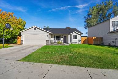 Main picture of 364 W White Way