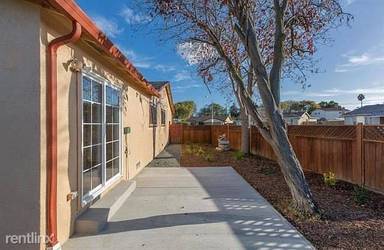 Main picture of 36320 La Salle Dr