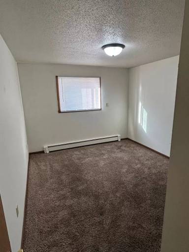 Main picture of Moorhead-1615 - 23