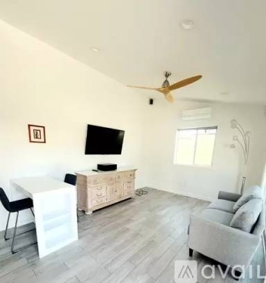 Main picture of 1531 Wendy Dr