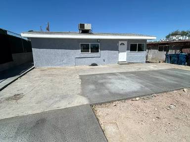 Main picture of 210 W Monroe Ave