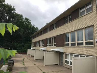 Main picture of 3615 Kennedy Dr