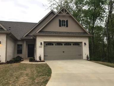 Main picture of 715 Rivulet Dr SW