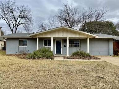 Main picture of 828 Kingswood Ave
