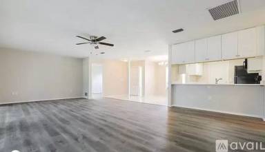 Main picture of 1303 Pine Needle Rd