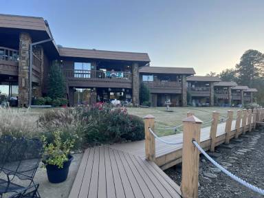 Main picture of 1412 Airport Rd