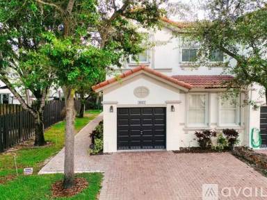 Main picture of 8167 NW 108th Ct