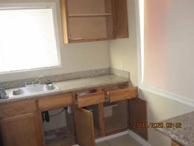 Main picture of 649 Elm St