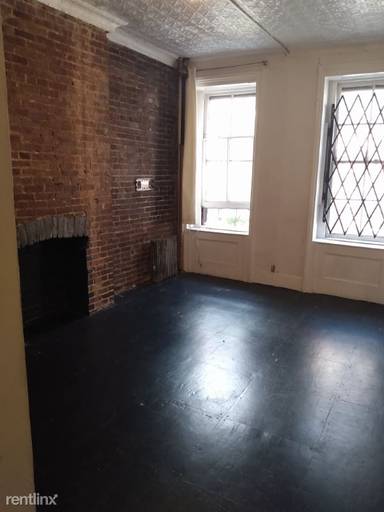 Main picture of 344 E 9th St
