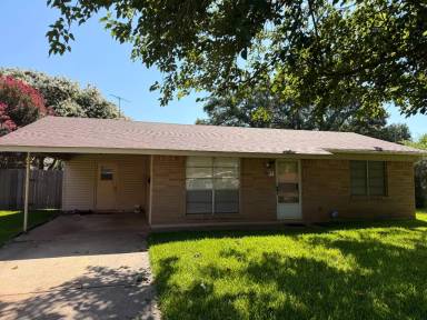 Main picture of 3415 Oleander Pl
