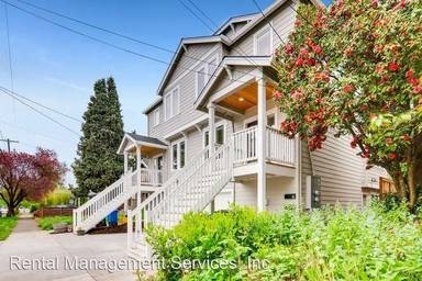 Main picture of 2022 SE Harold St