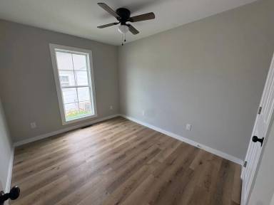 Main picture of 1530 Kenton St