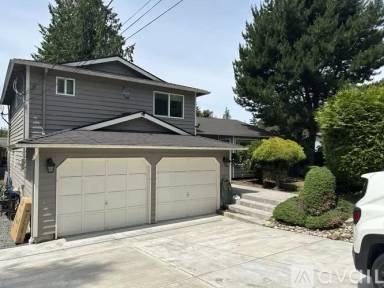Main picture of 8806 52nd Pl W