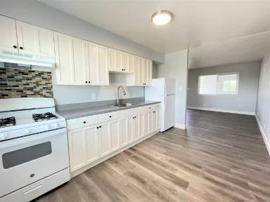 Main picture of 5242 College Oak Dr